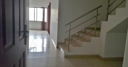 Imagen 5 de 14 de Se Vende Apartamento En Bella Vista.