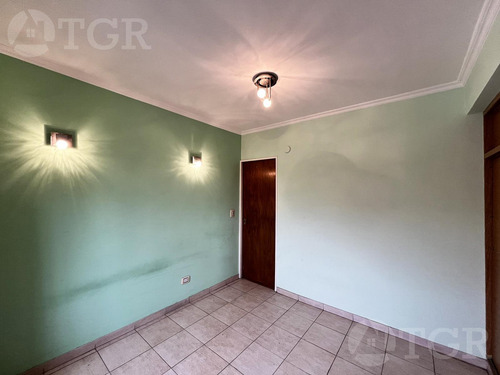 Casa Multifamiliar En Valentín Alsina