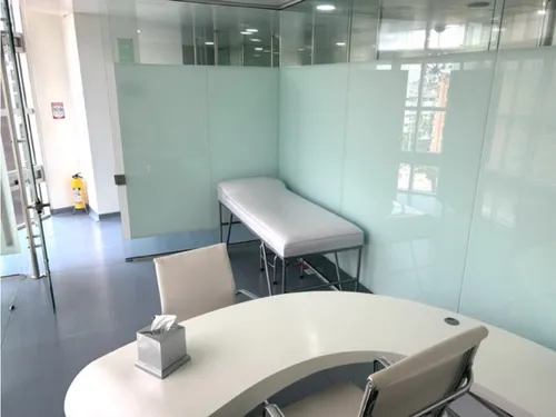 Vendo Consultorio Global Medical Center Santa Barbara -7-