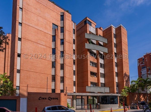 Planta Baja Con Jardin En Venta En La Tahona Calle Cerrada 24-18439