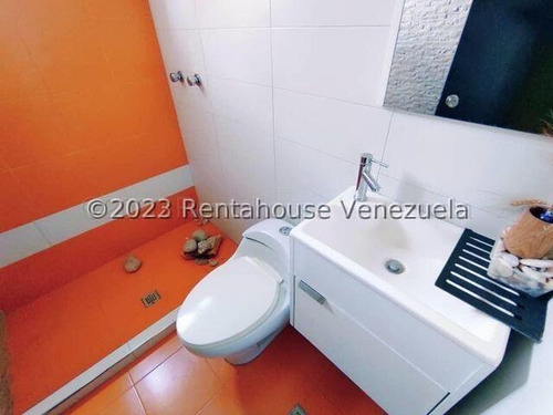 Vendo Apartamento En Urbanización Las Delicias, Código 23-18986 Cm Leer Descripción