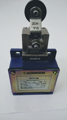 Imagem 2 de 2 de Fim De Curso Metalico Xckm115 Telemecanique