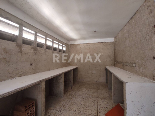 Imagen 13 de 16 de Casa Comercial En Venta La Viña Liseth Varela C134690 Tlf-0414-4183728