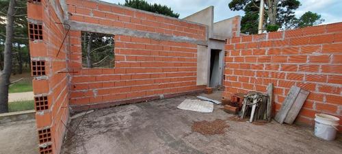 Imagen 23 de 29 de Casa En Venta En Pinamar. Zona Bosque. Oportunidad!