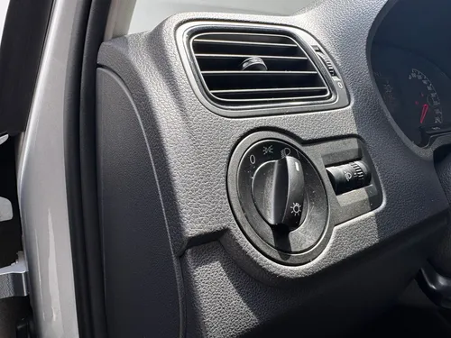 Volkswagen Vento 1.6 Startline Mt