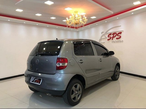 Imagem 4 de 8 de Volkswagen Fox 1.0 Mi 8v 2008