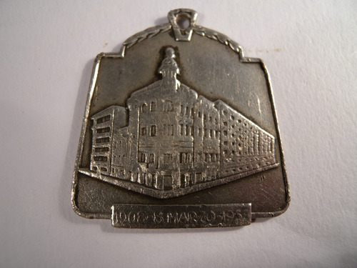 Medalla Antigua En Plata Cincuentenario Del London Paris