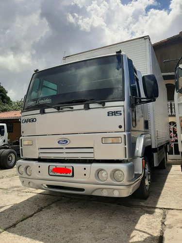 Ford Cargo 815 No Baú De 5.5mts