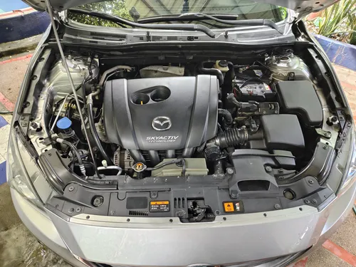 Mazda 3 2.0 Touring