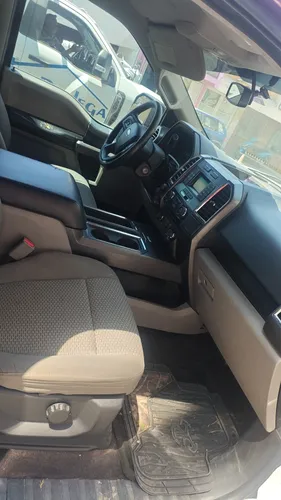 Ford F-150 5.0l Doble Cabina V8 4x4 At