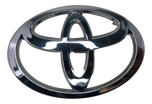 Logo Emblema De Parrila Toyota Hilux 2006/2018
