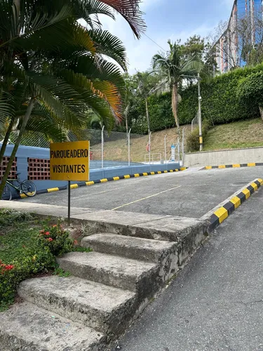 Venta De Apartamento En Calasanz Con Excelentes Espacios