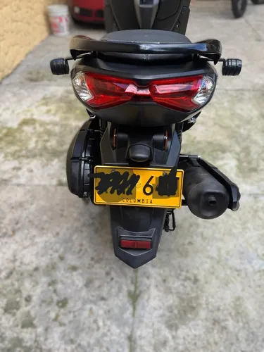 Yamaha N-max 2022