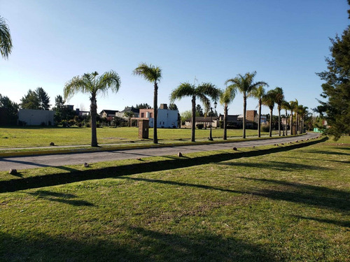 Imagen 7 de 12 de Venta De Lote 1608 M2 Barrio Malibù Canning