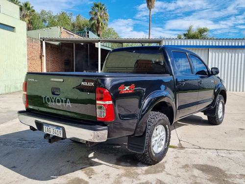 Imagen 7 de 21 de Toyota Hilux 2013 2.7 Cd Srv Vvti 4x4 Cuero
