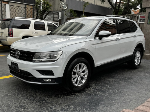 Volkswagen Tiguan 1.4 Comfortline Plus At