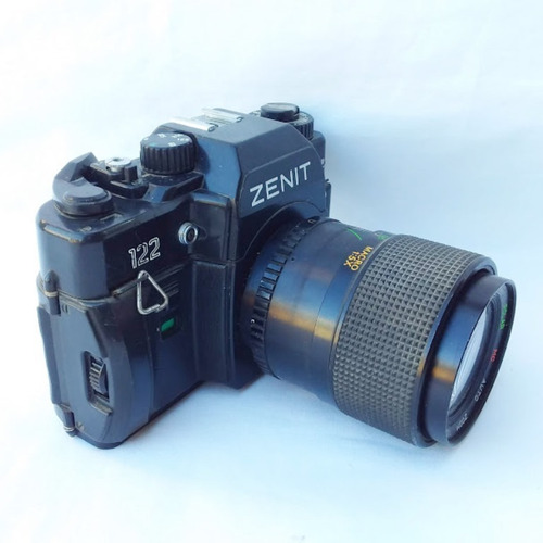 Antiga Câmera Fotográfica Zenit 122