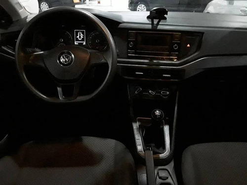 Imagem 3 de 7 de Volkswagen Polo 1.0 Mpi Total Flex Manual