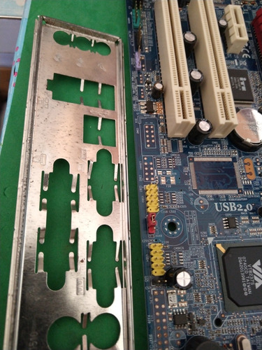 Kit Placa Pcware Pw-vm900 + Dual Core + 2.5 Ghz Memória #19