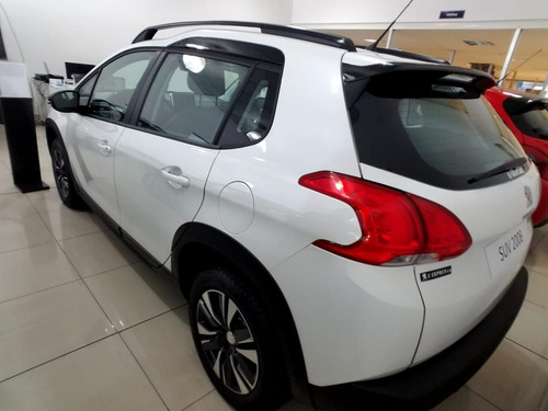 Imagen 4 de 12 de Peugeot 2008 Feline 1.6 Am23