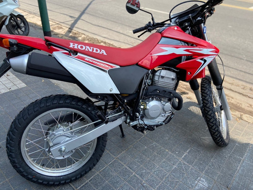 Imagen 10 de 25 de Honda Xr 250 Tornado 0km 2023 Entrega Inmediata!!color Rojo