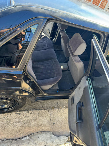 Volkswagen Santana 1.8 Cl 4P