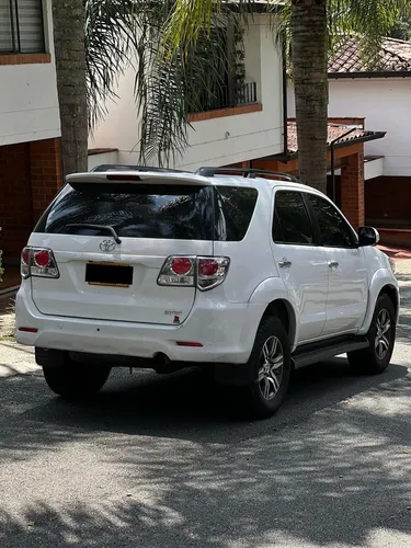 Toyota Fortuner 2.7l