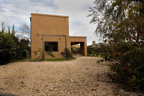 Imagen 16 de 30 de Casa Quinta 3 Amb En Venta En Mercedes Con Pileta.