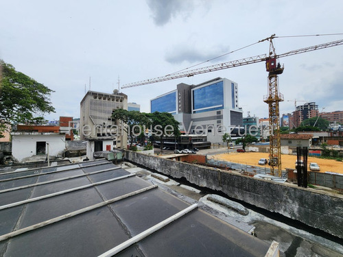 Local Comercial En Venta En Las Mercedes Terreno Caracas