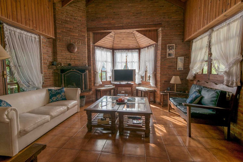 Imagen 2 de 14 de Magnifica Casa En Pinamar A 3 Cuadras De La Playa En Alquiler O Venta.