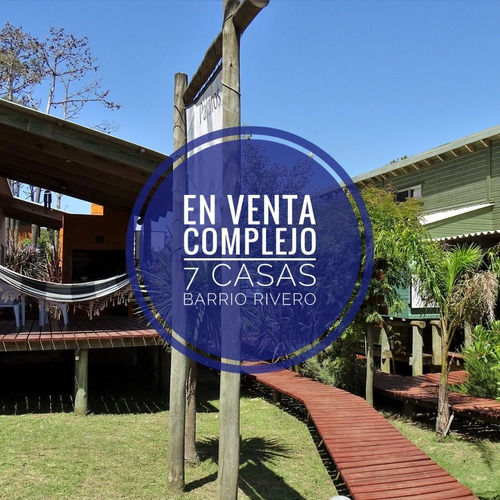Imagen 1 de 27 de En Venta - Complejo De 7 Casas Con Piscina En Punta Del Diablo