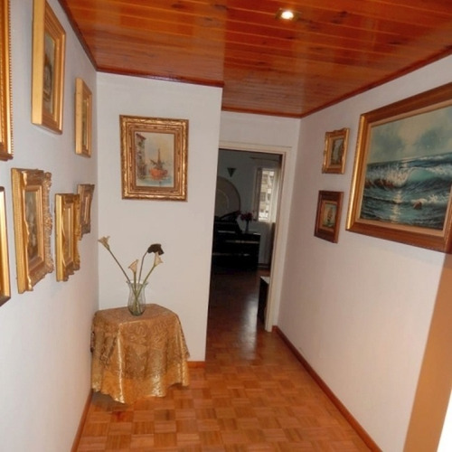 Imagen 9 de 10 de Venta - Casa - Urb. Santa Eduvigis (sector Santa María)
