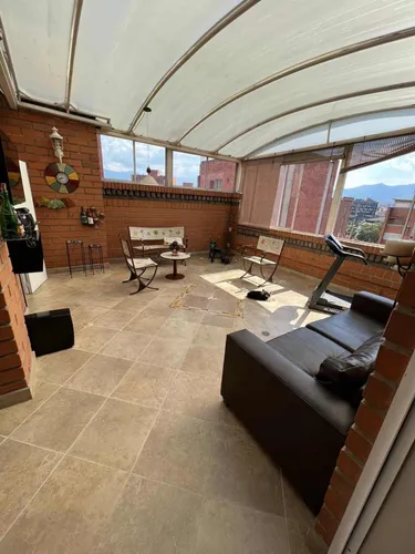 Vendo Lindo Penhouse En Laureles