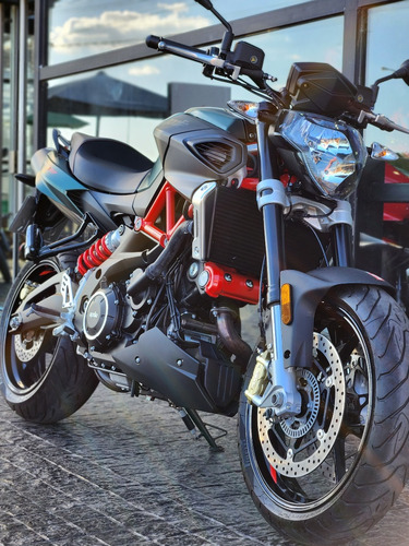Imagen 24 de 25 de Aprilia Shiver 900cc Italiano 95 Cv Impecable Estado Mp