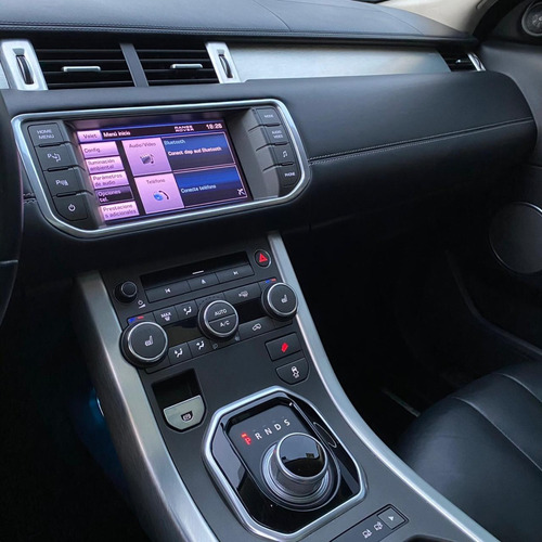 Land Rover Evoque Pure Plus 2.0 T