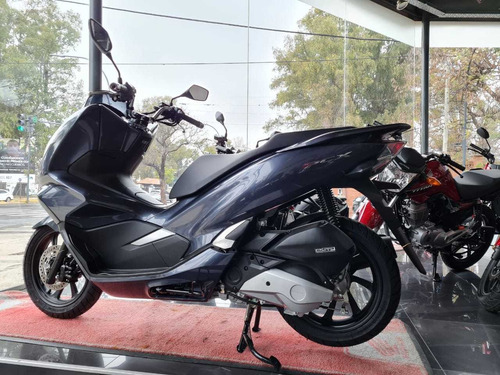 Imagen 17 de 25 de Honda Pcx 150 Scooter 2021 Modelo Dlx Nuevo - Power Bikes