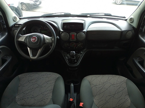 Imagem 8 de 13 de Fiat Doblò 1.8 Mpi Essence 7l 16v Flex 4p Manual