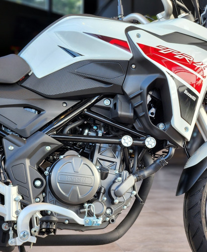 Imagen 19 de 25 de Benelli Trk 251 Abs - Mejor Contado - Ahora 12 Y 18 - F