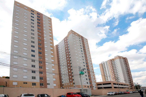 Imagem 1 de 12 de Lançamento New In Place