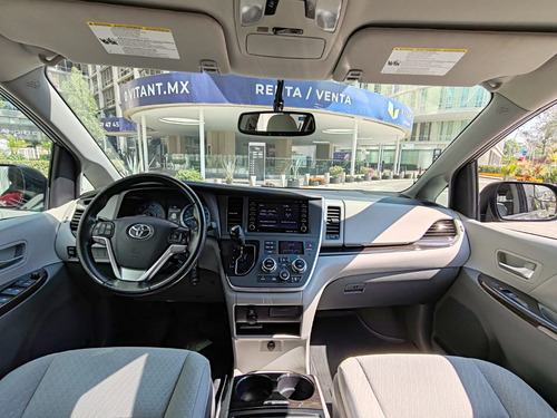 Toyota Sienna 3.5 Xle At