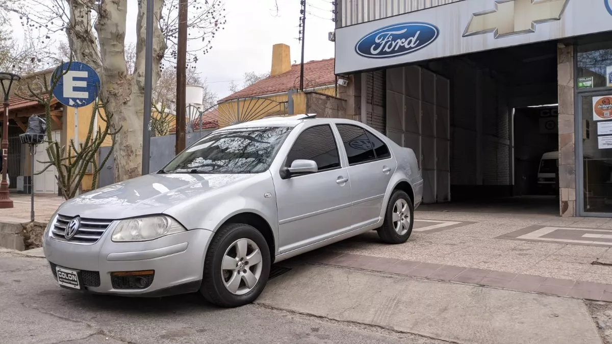 Volkswagen Bora 2.0 Trendline 115cv