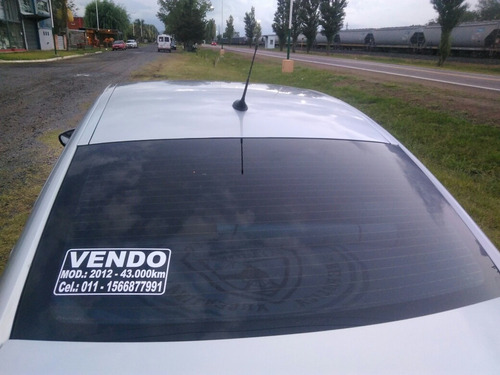 Peugeot 408 2.0 Allure Nav 143cv 2012