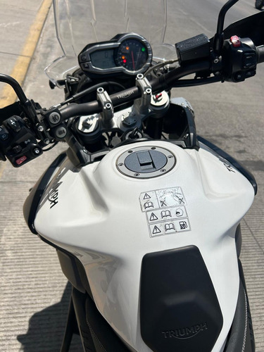 Moto 2015 Triumph Tiger 800 Xcx