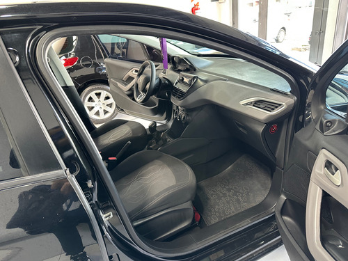 Peugeot 208 1.5 Active