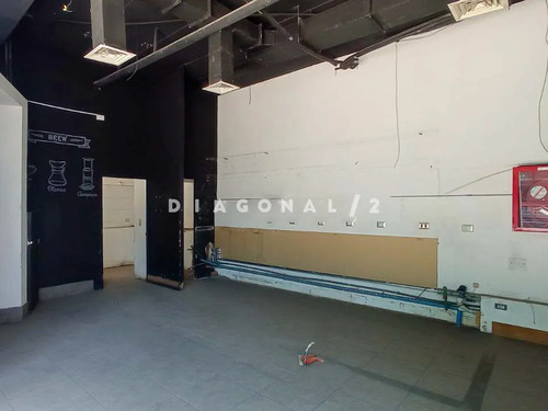Local Comercial En Arriendo En Providencia