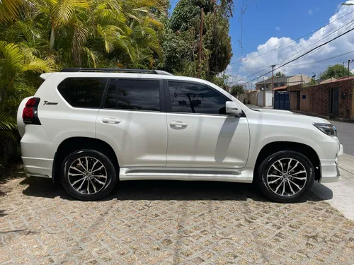 Toyota Prado Dubai