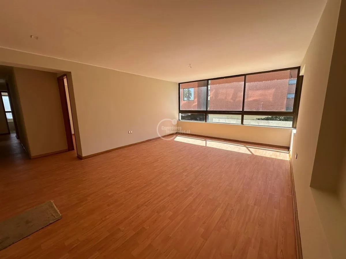 Imagen 1 de 12 de Departamento En Venta De 2 Dorm. En Viña Del Mar