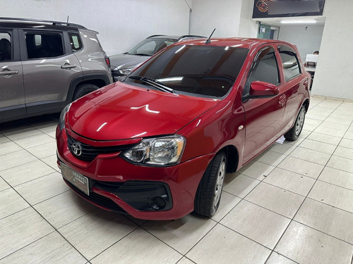 Toyota Etios 1.3 16v X Aut. 5p