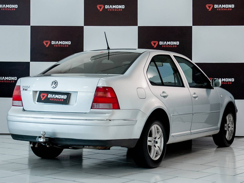 Volkswagen Bora 2.0 Mi 8v Gasolina 4p Manual