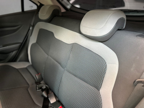 Chevrolet Onix 1.0 MPFI LT 8V FLEX 4P MANUAL